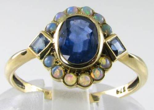 9ct gold blue sapphire - gold,