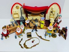 Disney Snow White And The