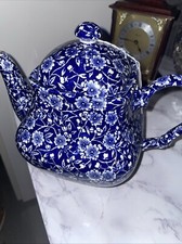 096 Queens Faithfully