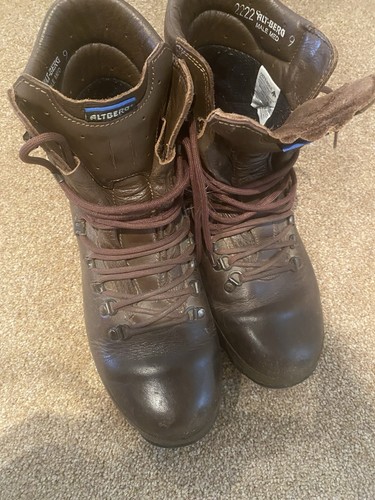 Altberg defenders boots size - boots,
