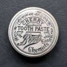 Antique Printed Pot Lid BOOTS