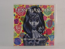 LESS THAN JAKE SHE'S GONNA