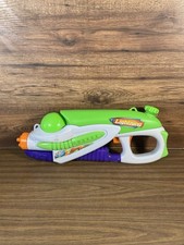 Water Warriors Lightning Sizzling Cool Water Gun Buzz Bee Toys 2002 Vintage