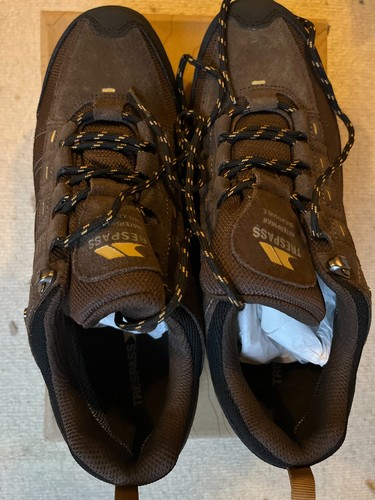Brand new trespass scarp - brand,