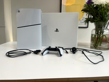 Playstation 5 - Digital Edition 2025 Model - Boxed with instructions