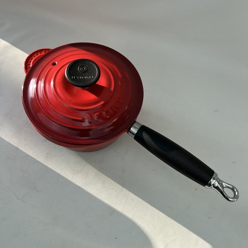 Creuset enamelled cast iron - cast,