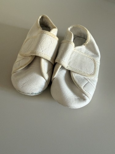 Gucci leather baby shoes - leather,