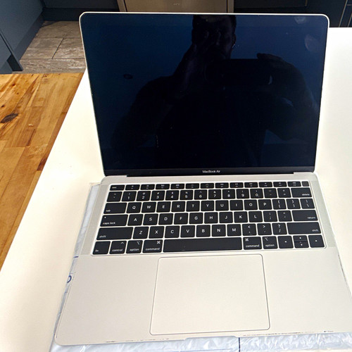 Apple macbook air 13in - apple,