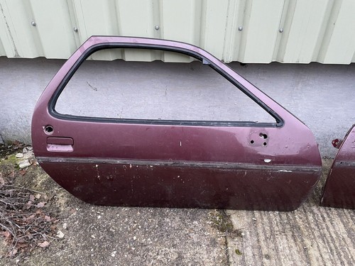 Porsche 928 right bare door