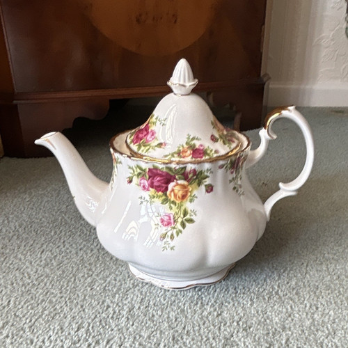 Royal albert old country roses - old,