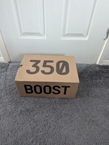 Empty adidas yeezy boost - empty,