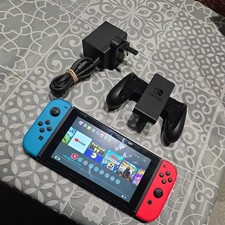 Nintendo Switch 32GB - Neon
