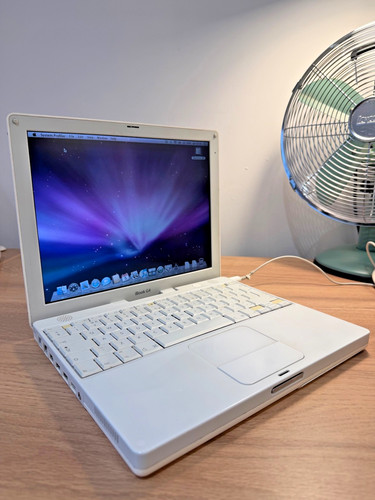 Vintage apple ibook g4 - vintage,