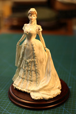 Coalport "Queen Mary" Figurine
