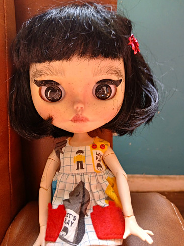 Ooak custom blythe doll signed - ooak,