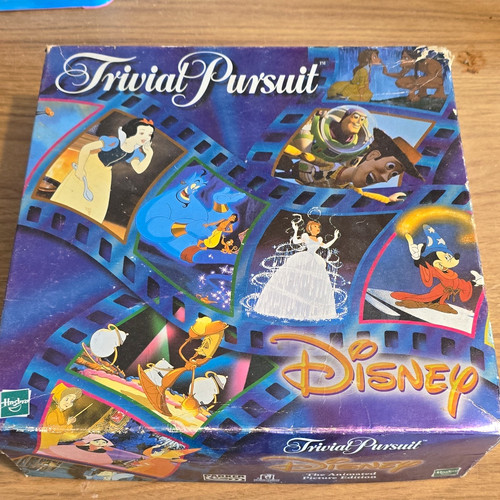 Hasbro trivial pursuit disney - hasbro,