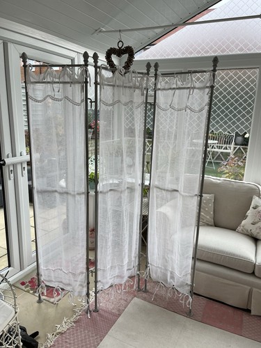Room divider - room,