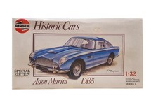 CARS : ASTON MARTIN DB5 BOXED MODEL KIT MADE BY AIRFIX - RARE
