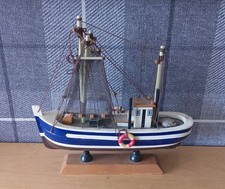 Vintage wooden fishing trawler - wooden,