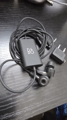 Bang olufsen beoplay e4 - &,