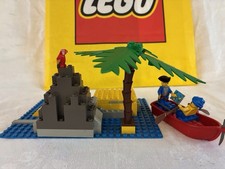 LEGO Pirates: Rocky Reef