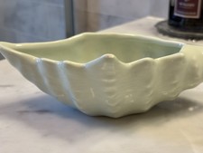 VINTAGE CERAMIC SHELL SOAP DISH HOLDER TRINKET BOWL LIGHT GREEN