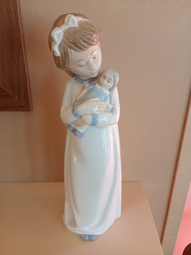 Vtg nao lladro titled - , by