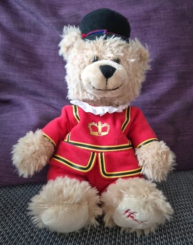 Hamleys beefeater teddy bear - teddy,