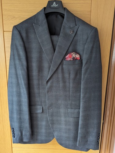 Gents three piece suit - three, grey