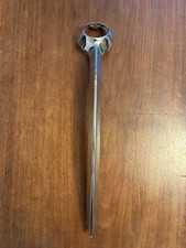 Jaguar S Type Classic 3.4 3.8 Front Grill Chrome Centre Vein Badge Holder.