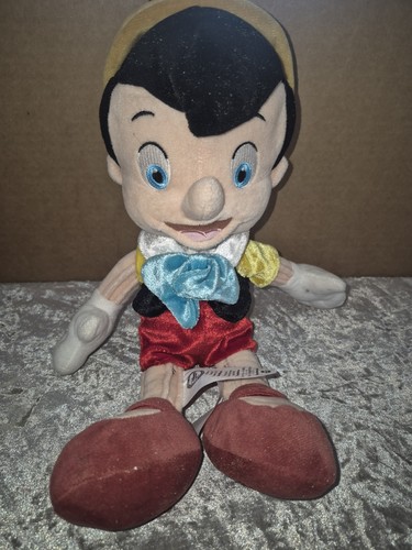 Pinocchio disney store - pinocchio,