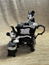 Collectible Cardew Mickey &