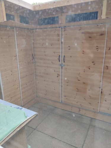 Racing pigeon loft - racing,