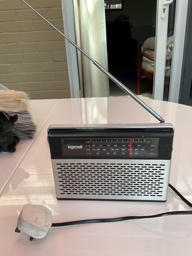 Vintage 1978 ingersoll radio - ingersoll,