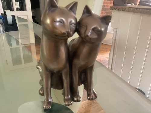 Bronze cat couple - couple, of
