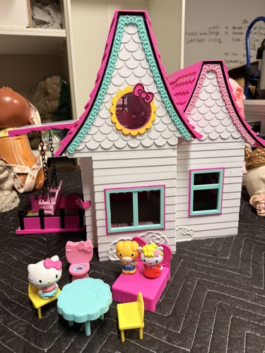 Hello kitty friends fold - hello,