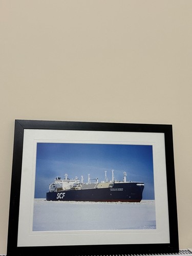 Arctic icebreaker ship - ship, wall
