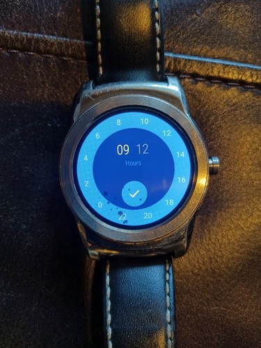 W150 urbane smartwatch - lg, with