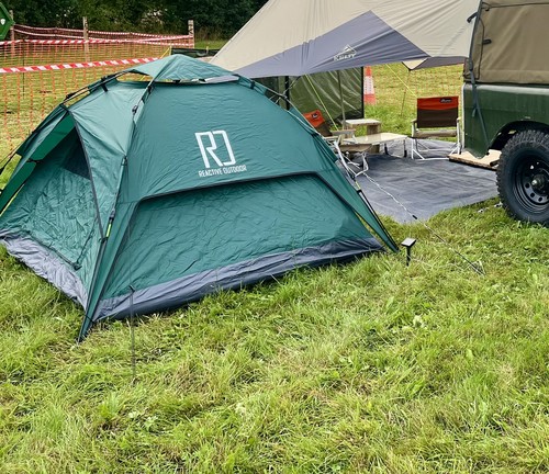 Reactive outdoor second tent - reactive, 3