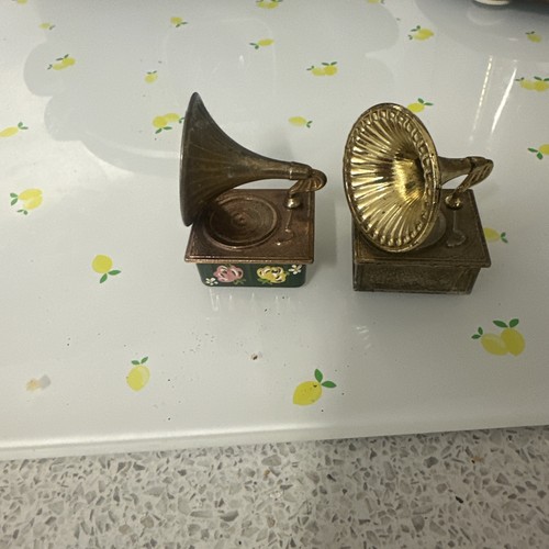 Vintage miniature brass - -,