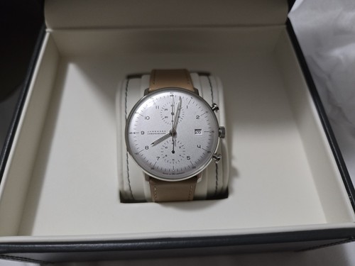 Junghans max bill - max, chronoscope