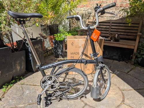Brompton m3l black - line, 3