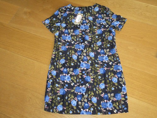 Bnwt boohoo black blue floral - bnwt,