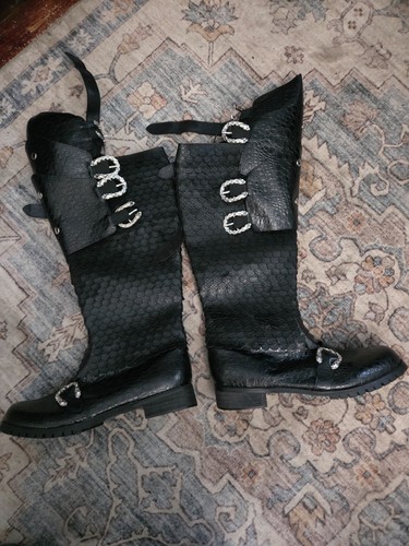 Ellie 1031 black style