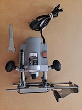 Wickes Professional Powertool 900W Router Used