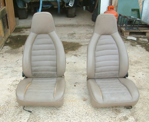 Porsche 924 944 - , front