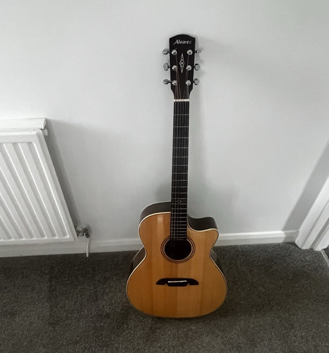 Alvarez string acoustic - alvarez, 6-string