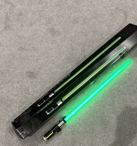 Yoda force green lightsaber - force,