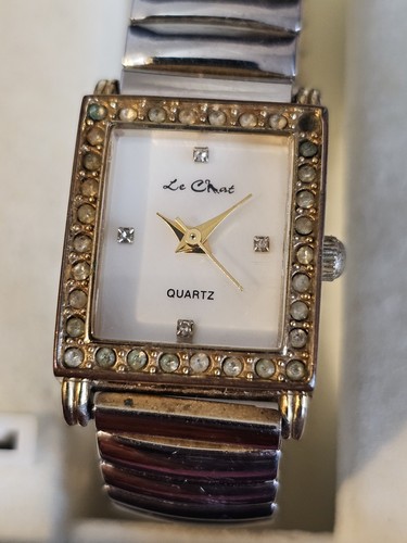 Chat women quartz watch - women's,
