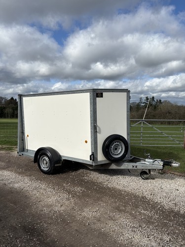 Ifor williams bv85 box trailer - williams,